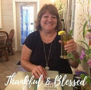 Meet your Posher, Beth